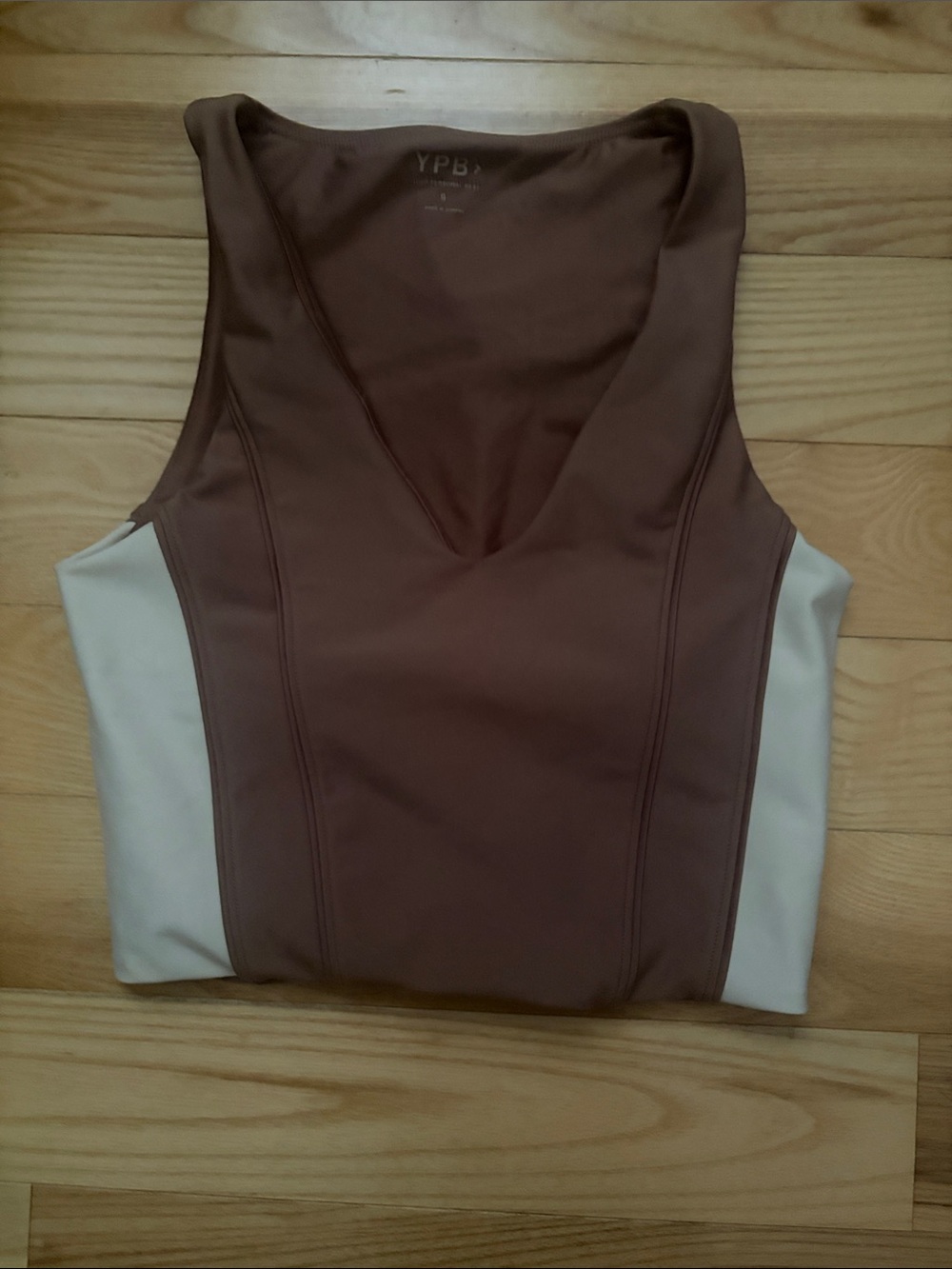 YPB Sleeveless V-Neck Athletic Tank Top in Brown and Cream sz S
